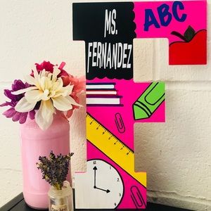 Teacher Door Sign (Ms. Fernandez)